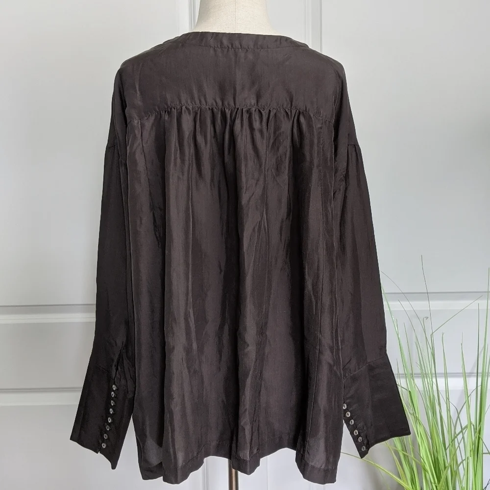 Free People Silk Blouse Button Front Long Sleeve Shirred Oversized Black M NWT